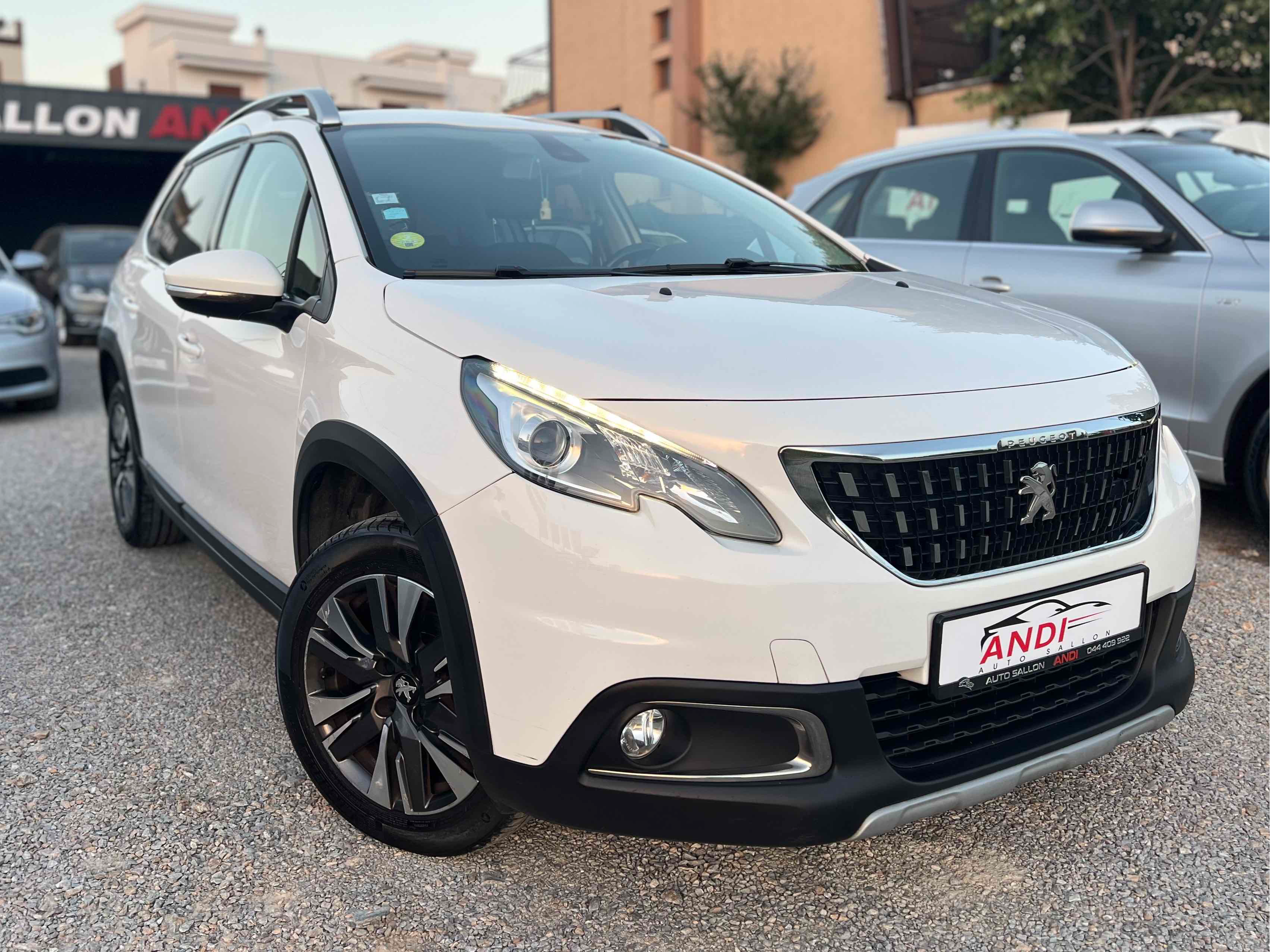 Peugeot 2008   - 2018