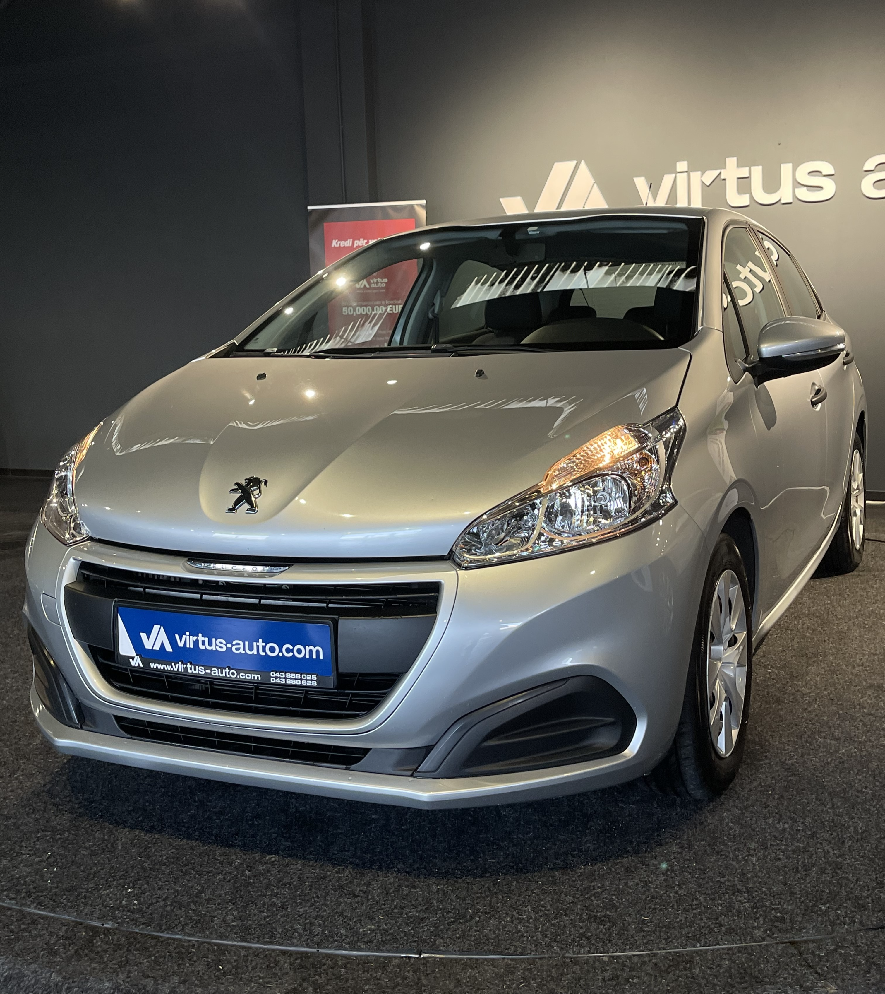 Peugeot 208   - 2018