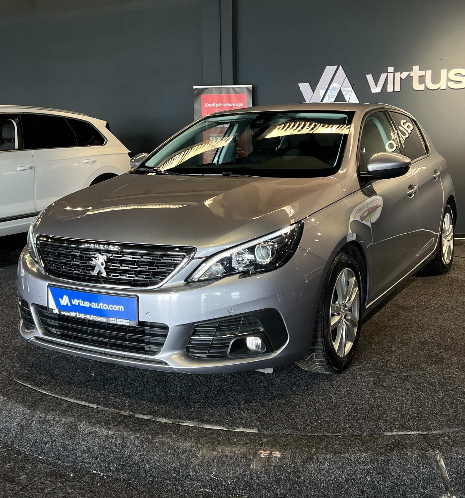 Peugeot 308   - 2020