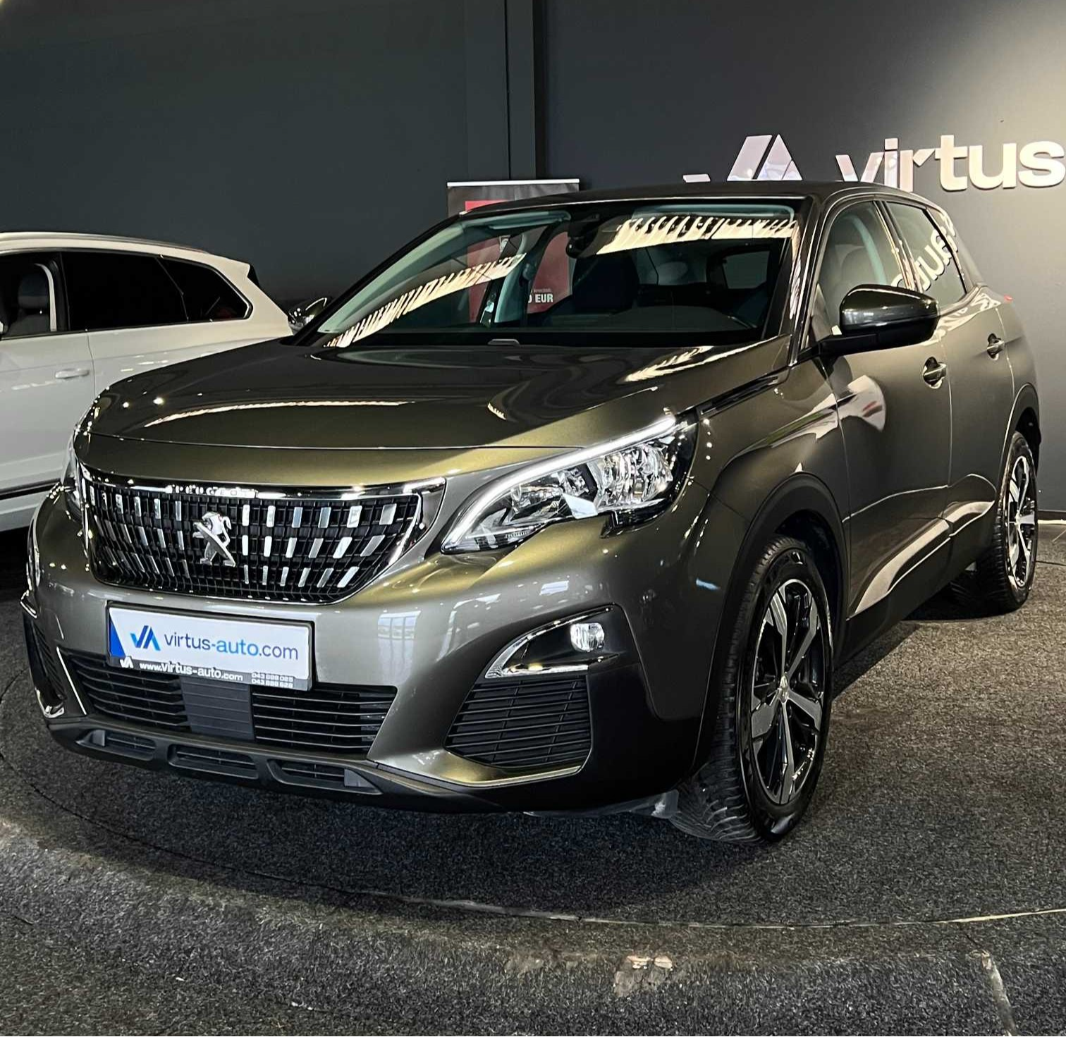 Peugeot 3008   - 2019