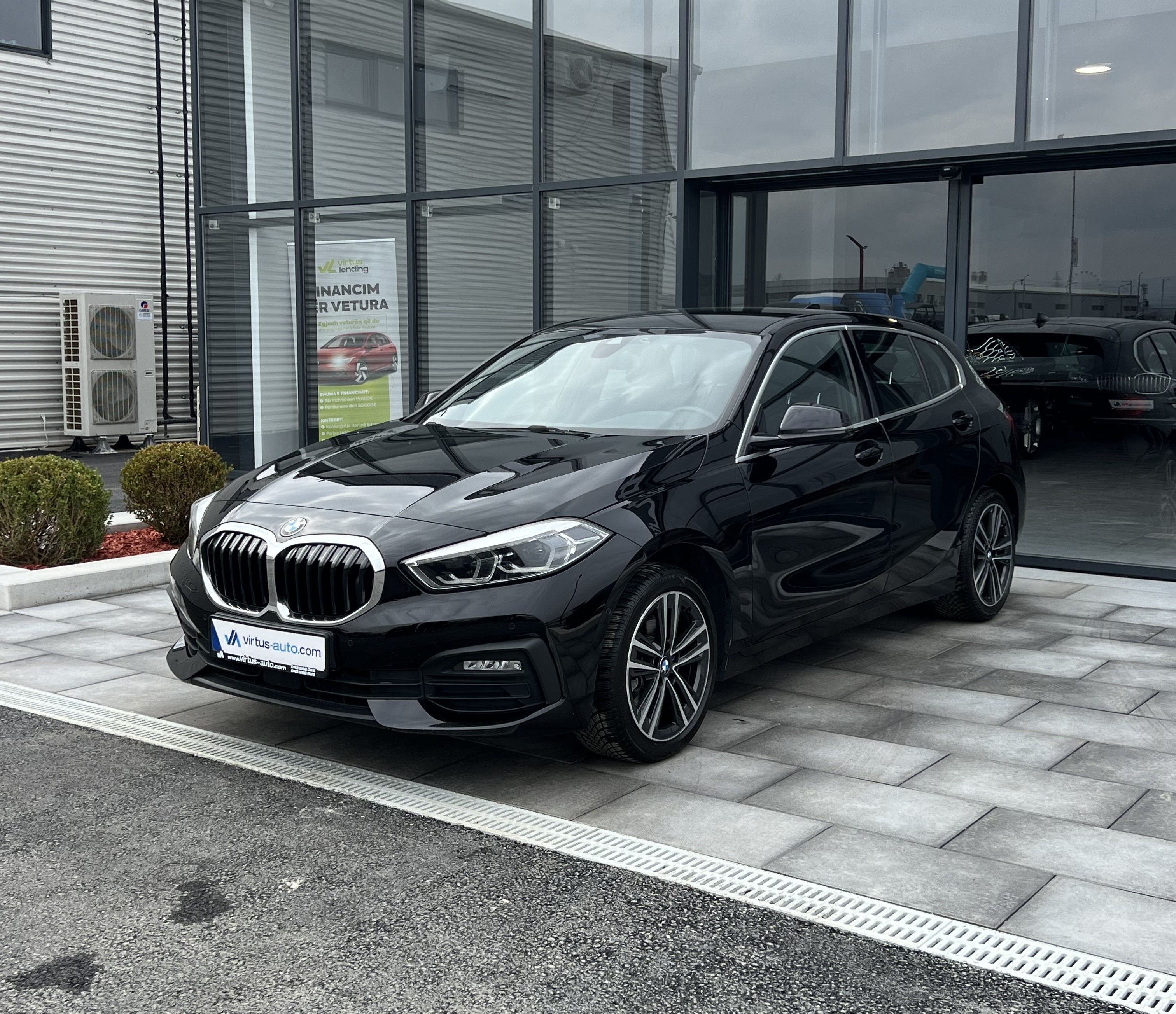 BMW 1 Series   - 2020