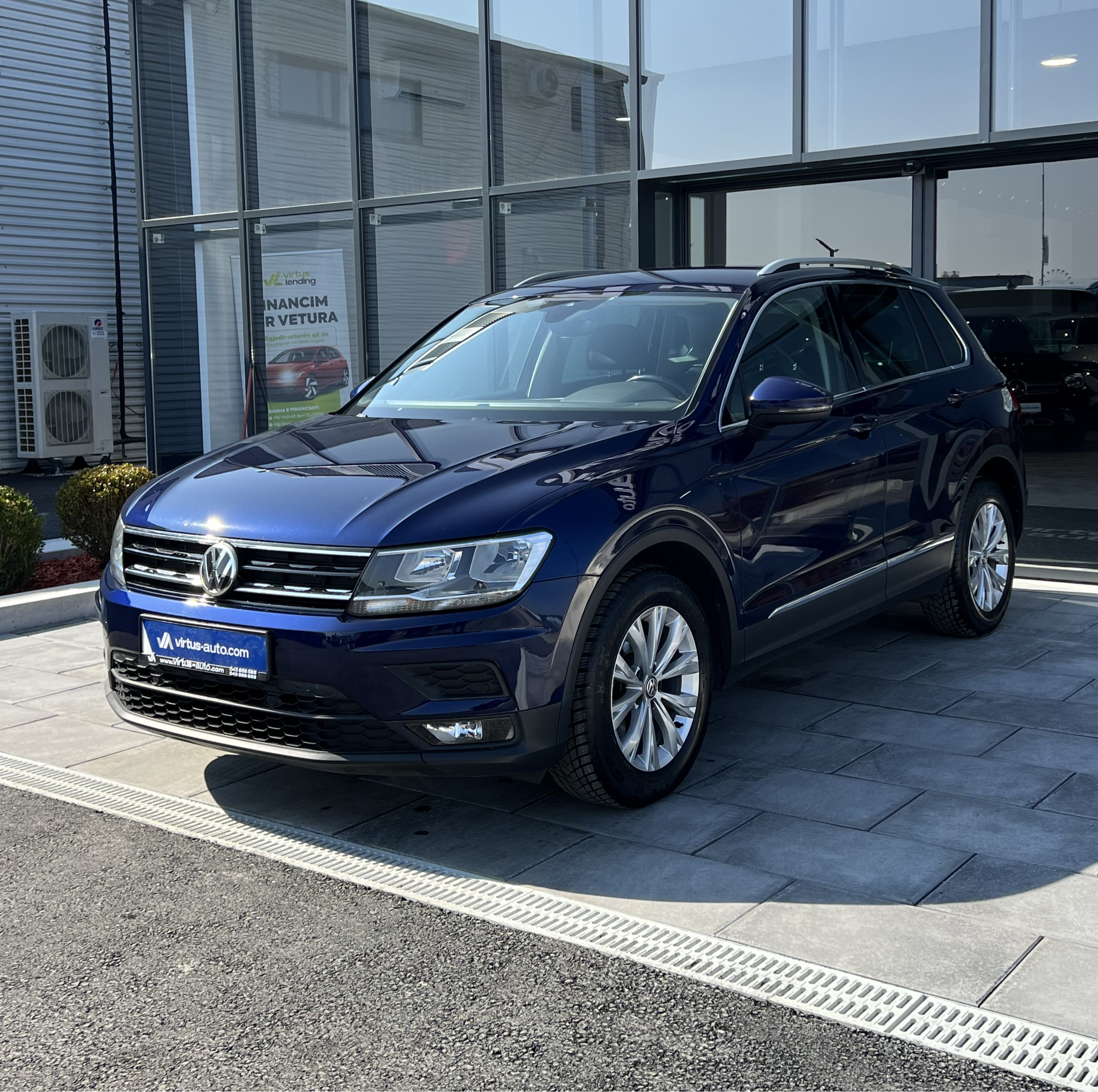 Volkswagen Tiguan   - 2020