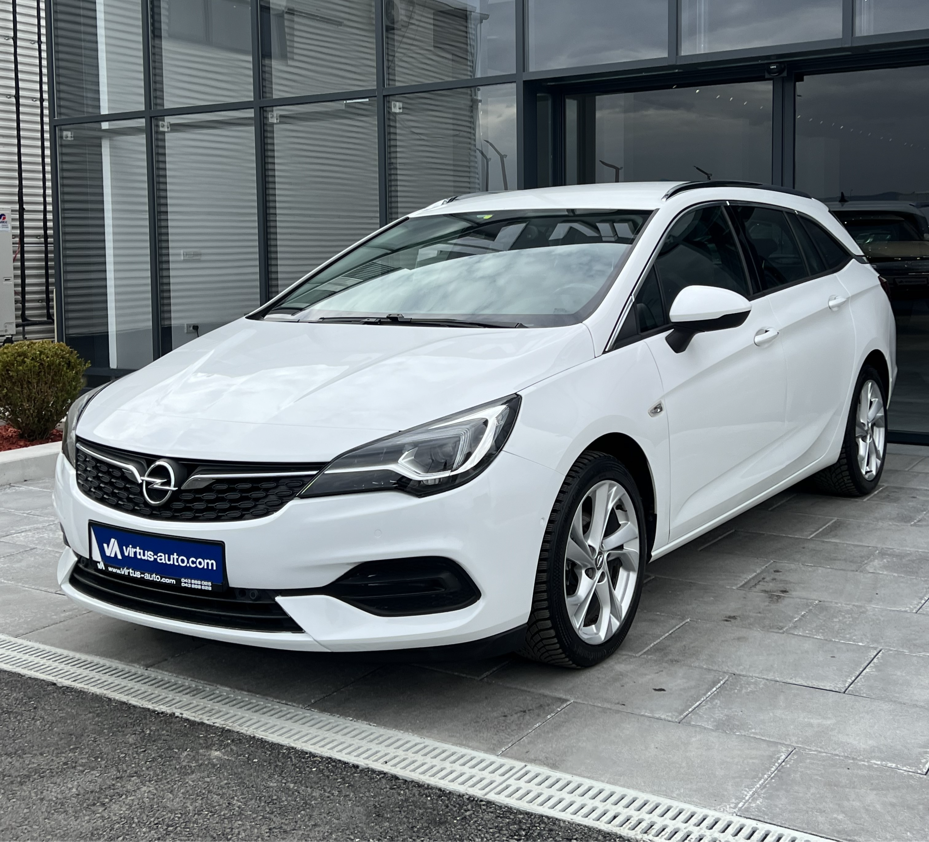 Opel Astra   - 2019