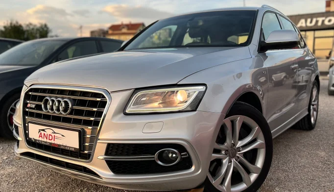 Audi SQ5  - 2015