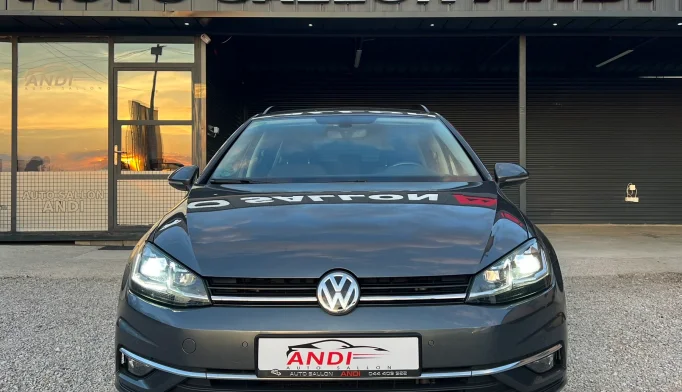 Volkswagen Golf  - 2019