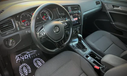 Volkswagen Golf  - 2019