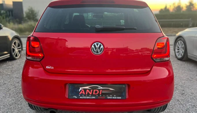 Volkswagen Polo  - 2014