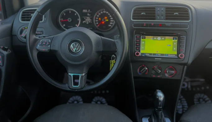 Volkswagen Polo  - 2014