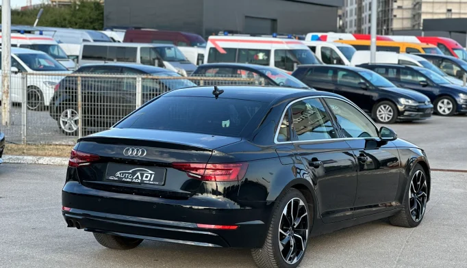 Audi A4  - 2017