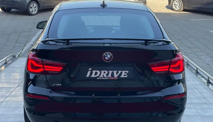 BMW 3 Series  - 2019