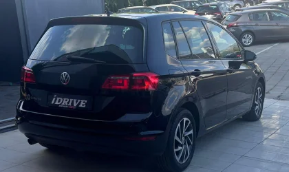 Volkswagen Golf Sportsvan  - 2017