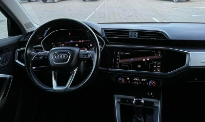 Audi Q3  - 2020