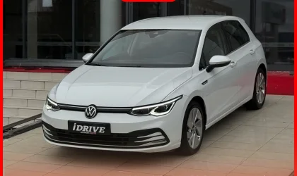 Volkswagen Golf  - 2020