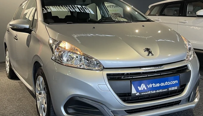 Peugeot 208  - 2018