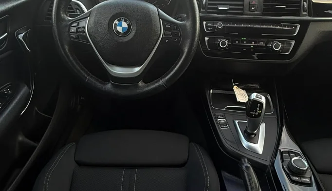 BMW 1 Series  - 2019