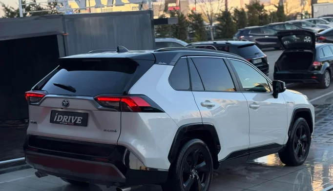 Toyota RAV4  - 2019