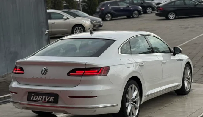 Volkswagen Arteon  - 2017