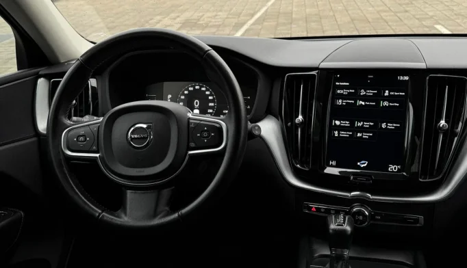 Volvo XC60  - 2018