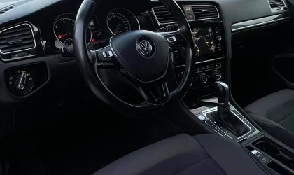 Volkswagen Golf  - 2018