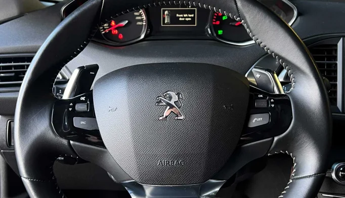 Peugeot 308  - 2019