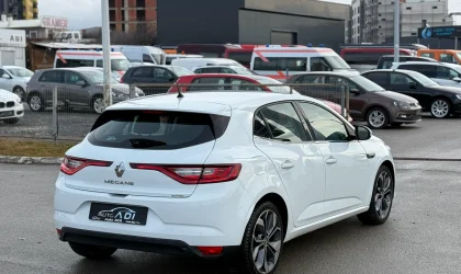 Renault Megane  - 2016