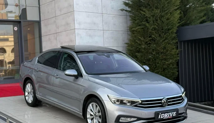 Volkswagen Passat  - 2020