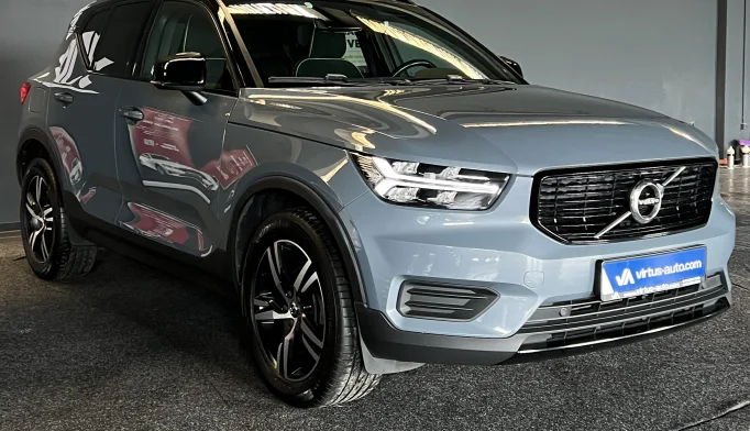 Volvo XC40  - 2020