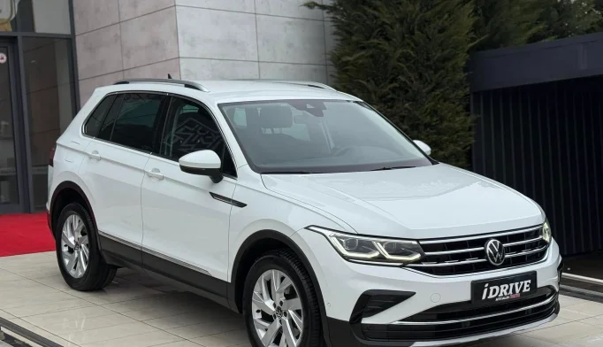 Volkswagen Tiguan  - 2021