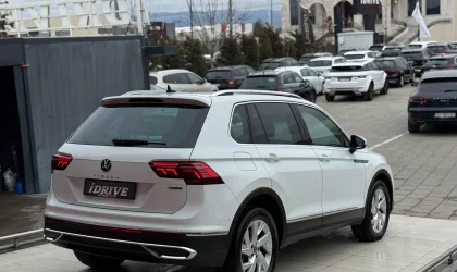 Volkswagen Tiguan  - 2021