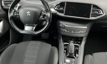 Peugeot 308  - 2018