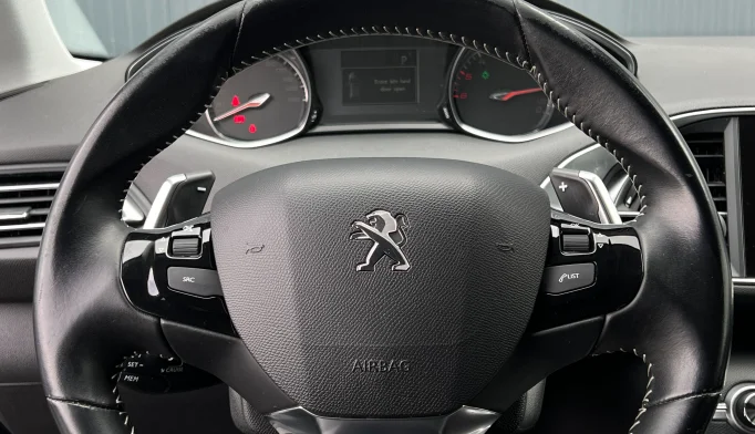 Peugeot 308  - 2018