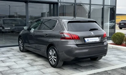 Peugeot 308  - 2018