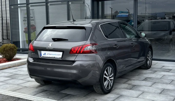 Peugeot 308  - 2018