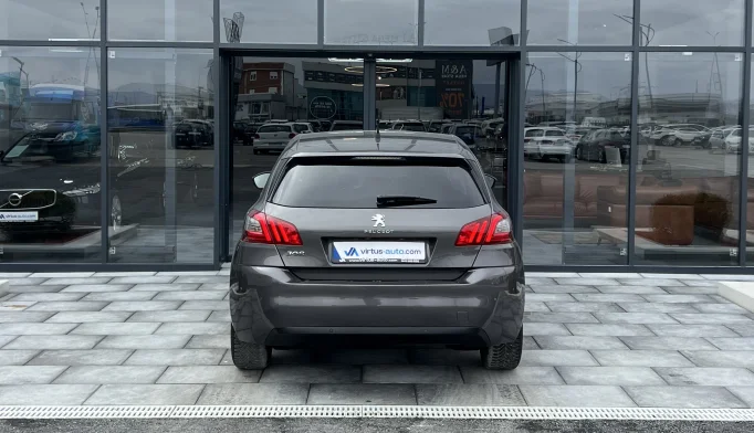 Peugeot 308  - 2018