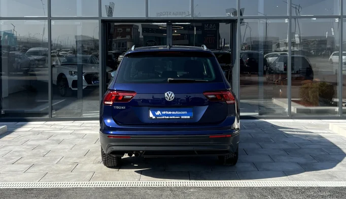 Volkswagen Tiguan  - 2020