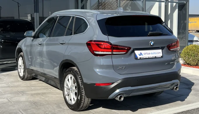 BMW X1  - 2020