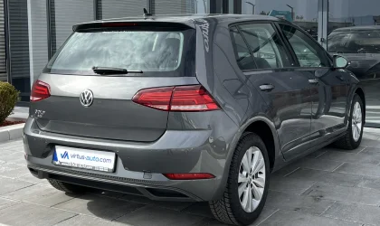 Volkswagen Golf  - 2019