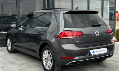 Volkswagen Golf  - 2019