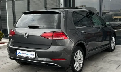 Volkswagen Golf  - 2019