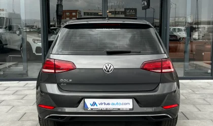 Volkswagen Golf  - 2019