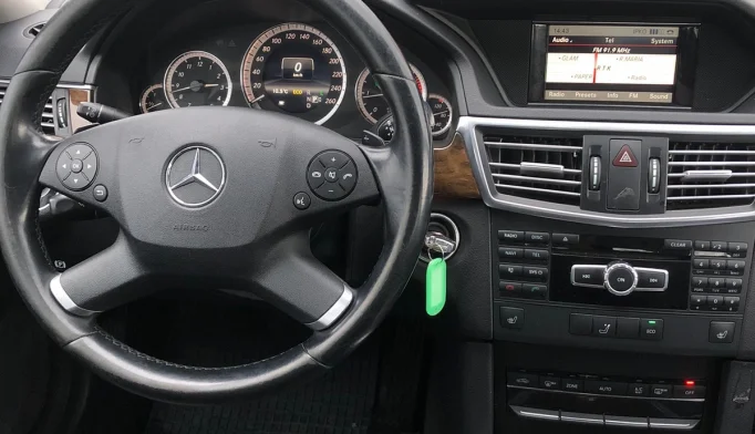 Mercedes-Benz E-Class  - 2013
